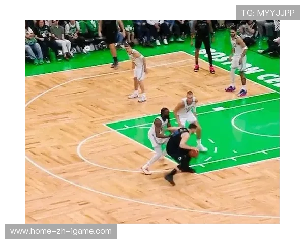 凯尔特人快攻连贯，塔图姆砍下全场最高分